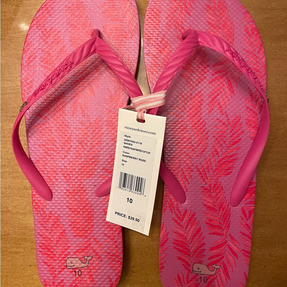 Vineyard Vines Pink Flip Flops for Women